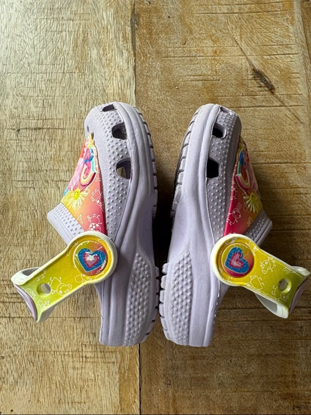 CROCS nothing clog graphic